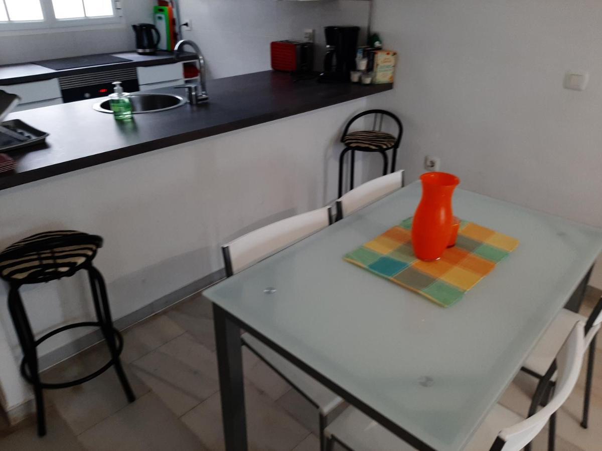 Puerto De La Duquesa Beach Apartment Castillo de Sabinillas 外观 照片