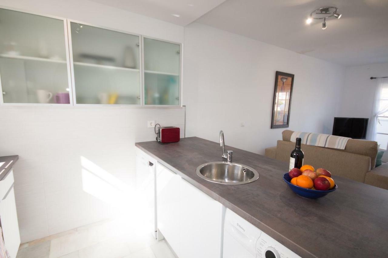 Puerto De La Duquesa Beach Apartment Castillo de Sabinillas 外观 照片