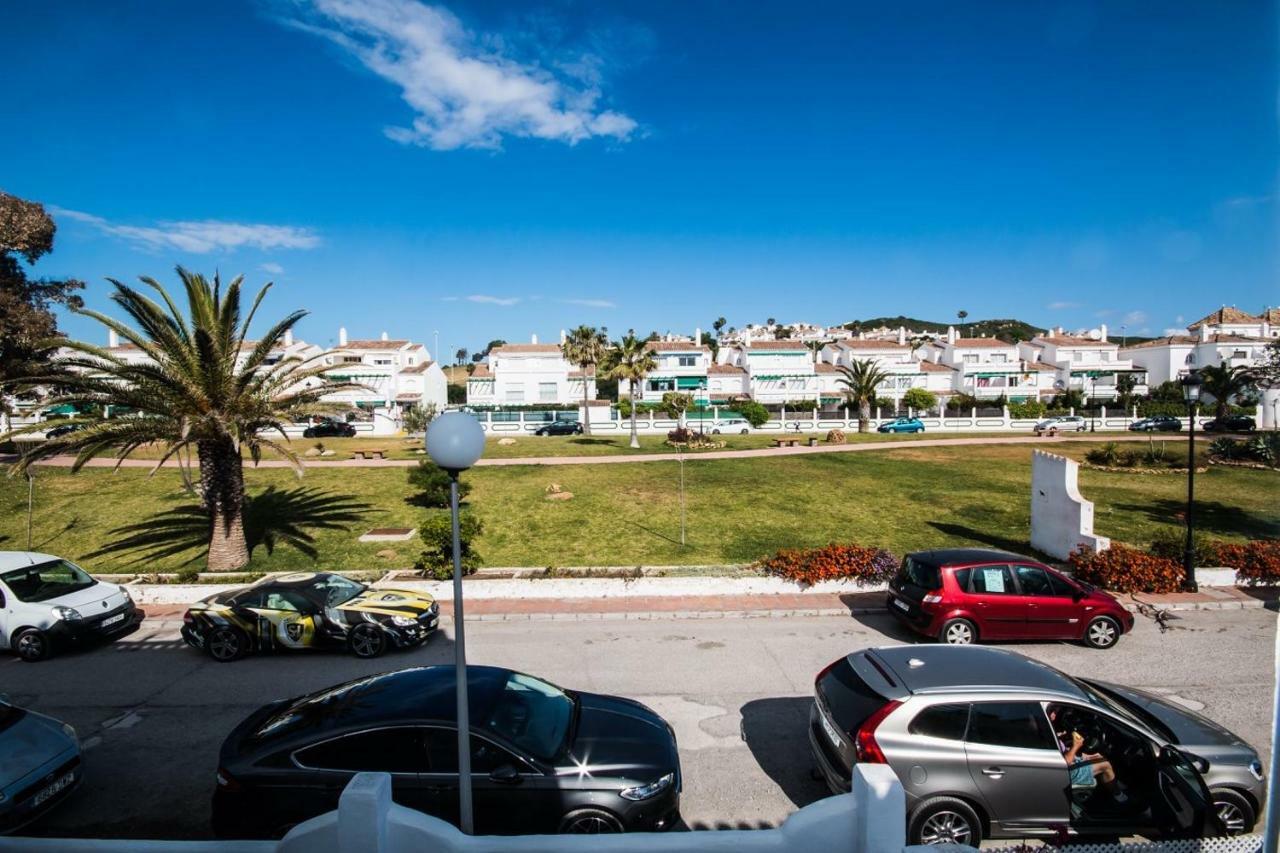 Puerto De La Duquesa Beach Apartment Castillo de Sabinillas 外观 照片